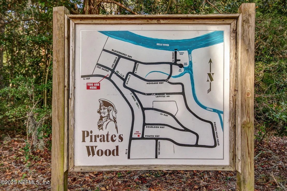 Photo of 97535 PIRATES POINT Road