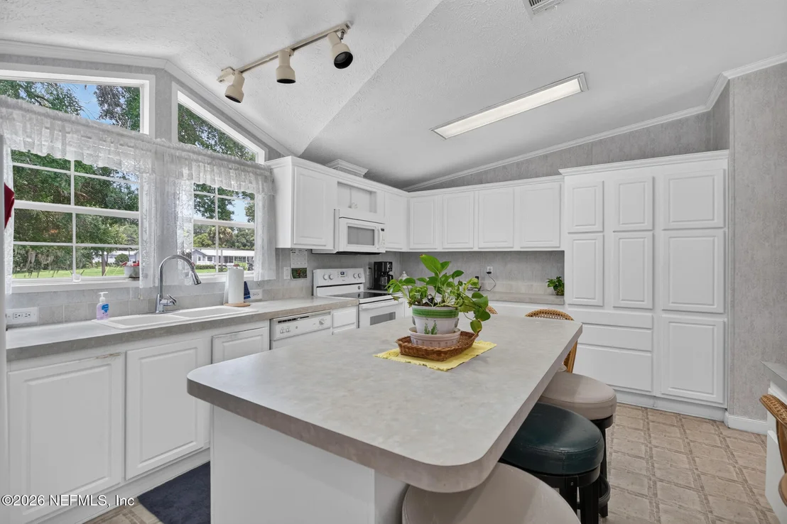 Photo of 102 ALDER Lane