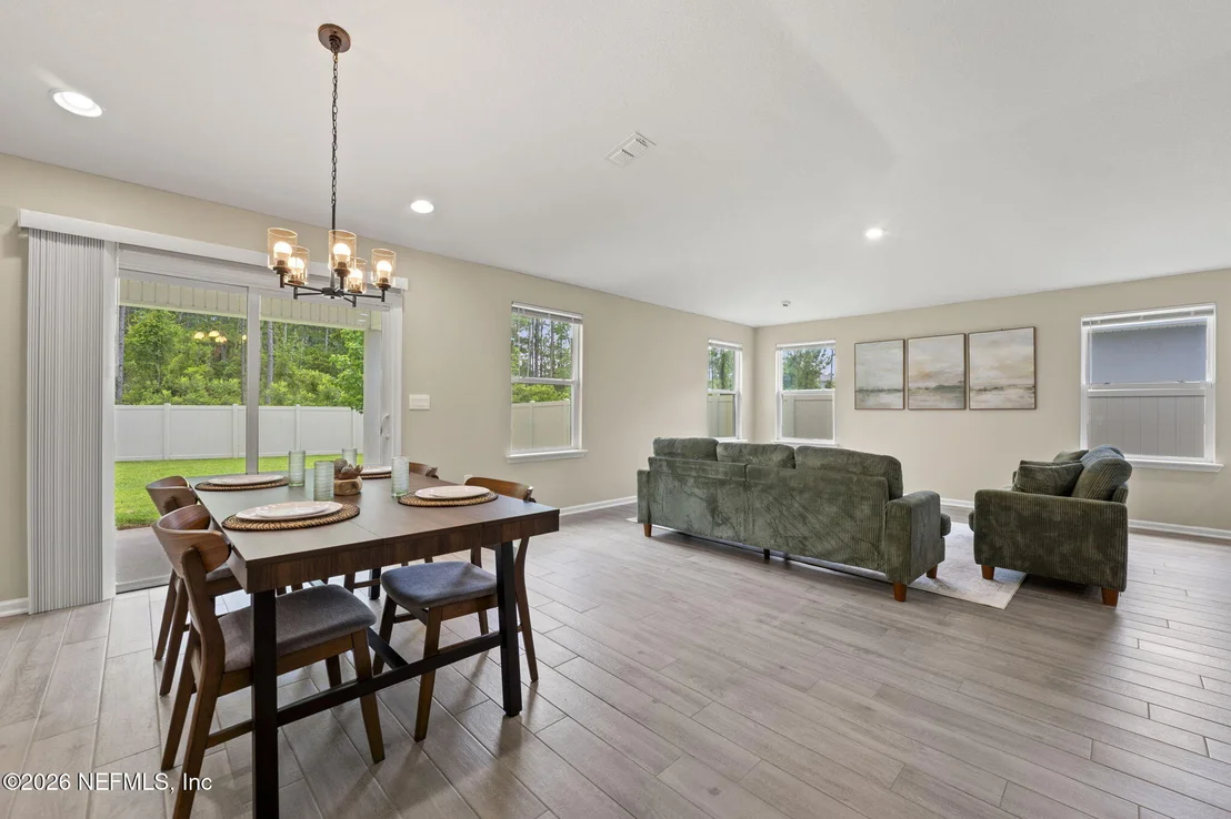 Photo of 70550 WINDING RIVER Drive