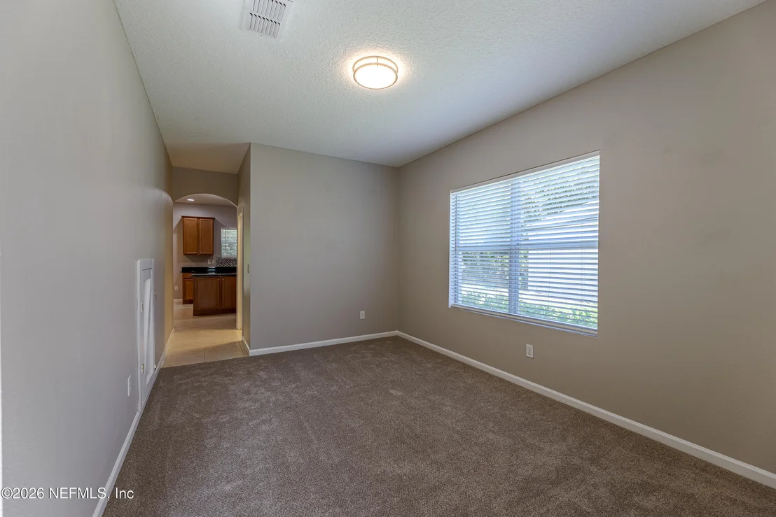 Photo of 869 BATTERSEA Drive