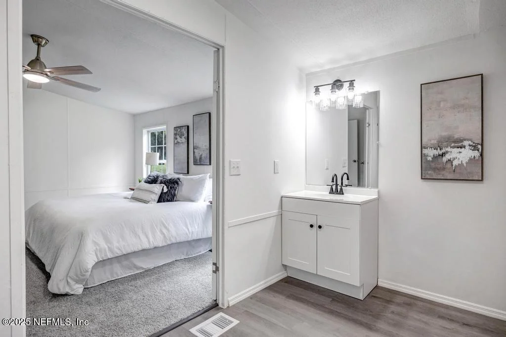Photo of 6357 ARMSTRONG Road