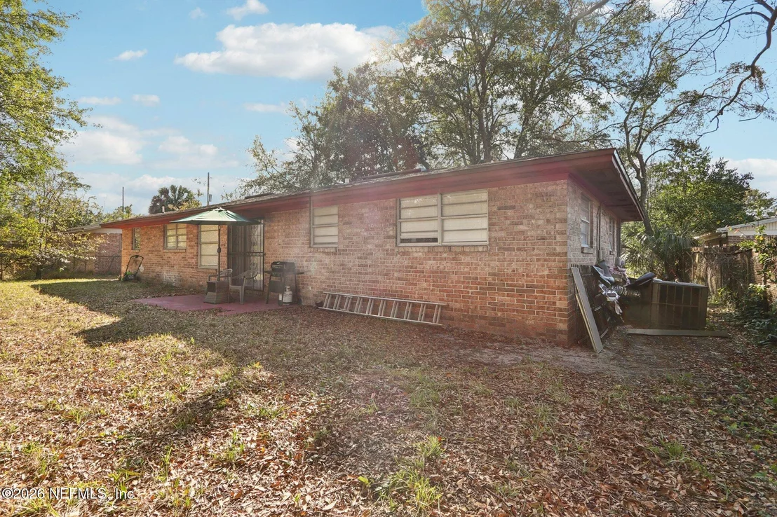 Photo of 5127 SECURITY Lane