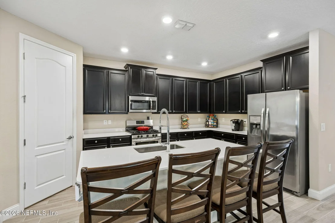 Photo of 220 RIVERCLIFF Trail