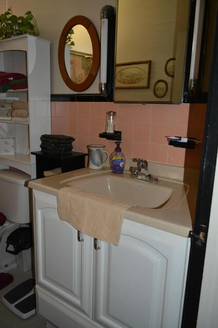 Photo of 428 LOGAN Avenue