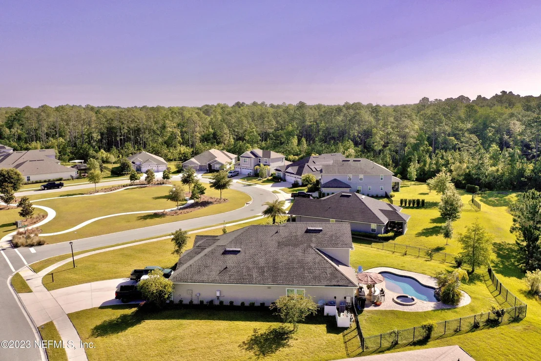 Photo of 140 CEDARSTONE Way