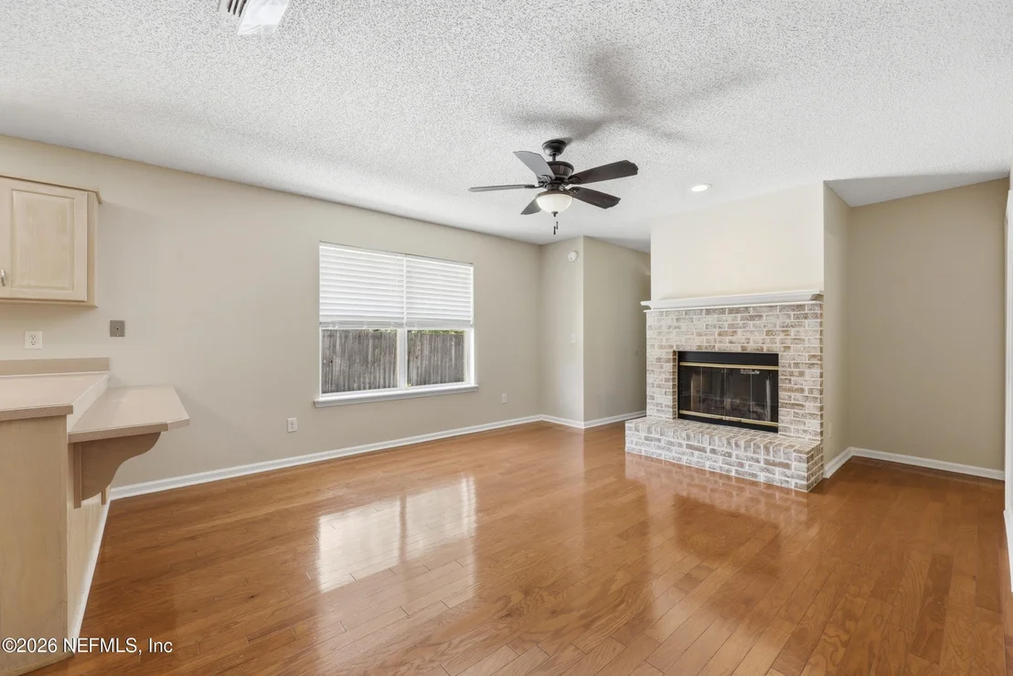 Photo of 3115 FIELDCREST Drive