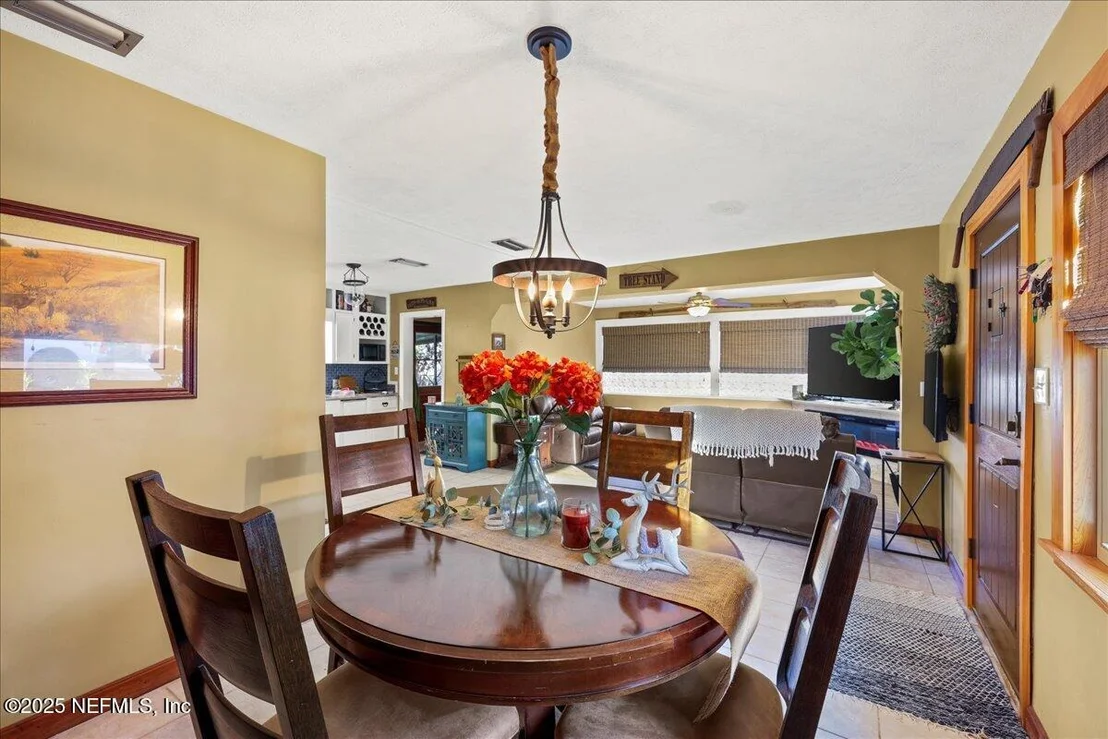 Photo of 188 PALM Drive