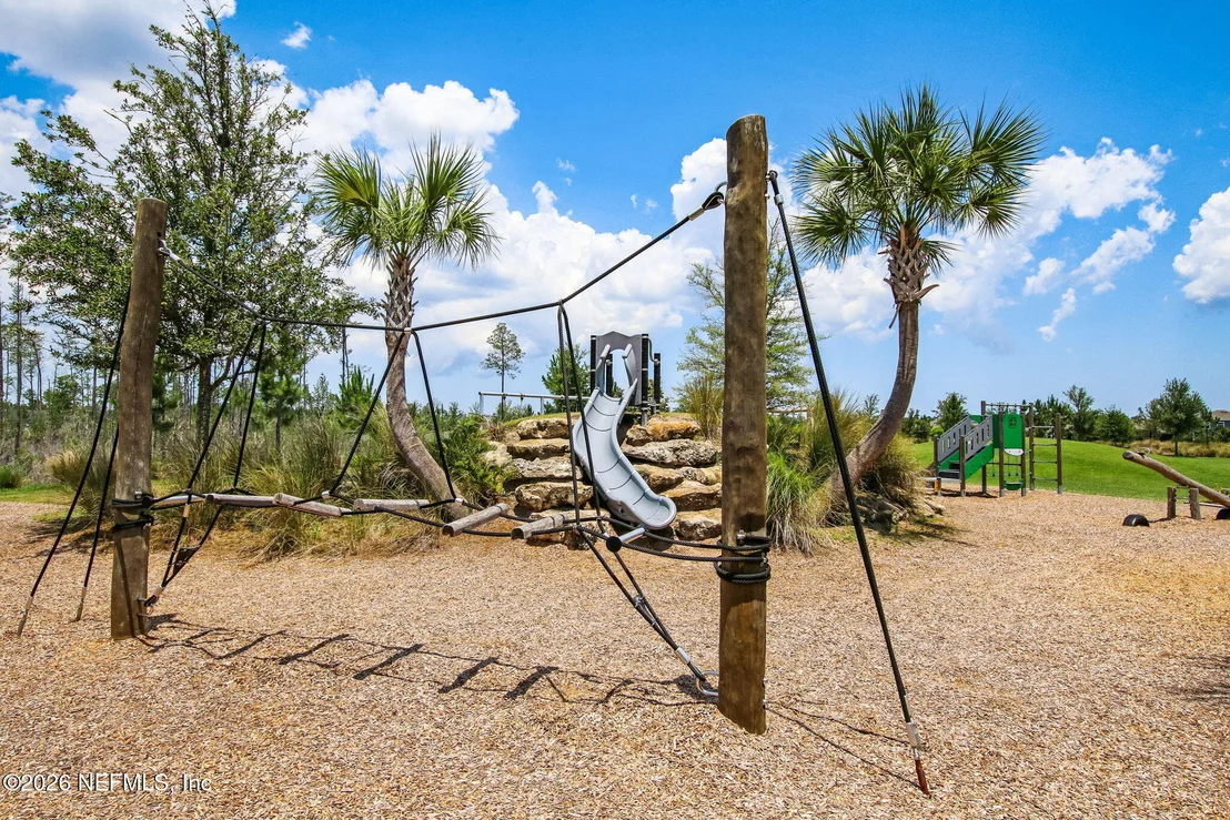 Photo of 132 PALISADE Drive