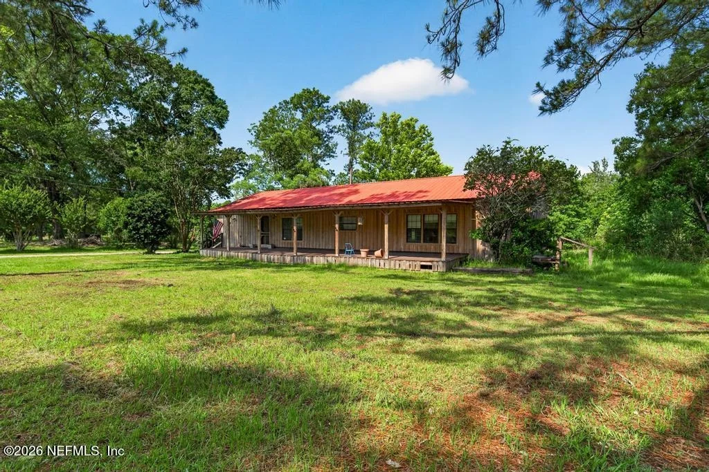 Photo of 40041 WHIPPORWILL Lane