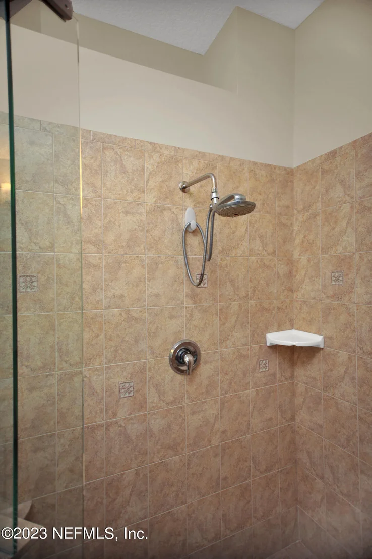 Photo of 944 OXFORD Drive