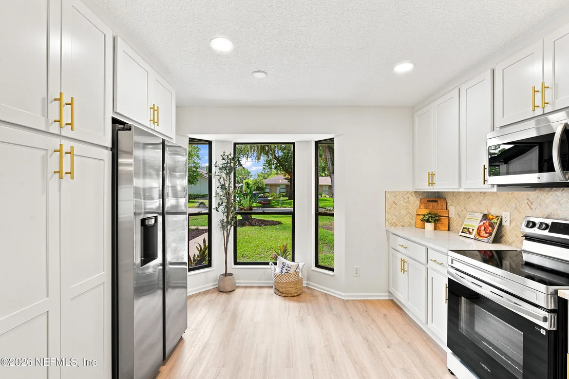 Photo of 13693 PICARSA Drive