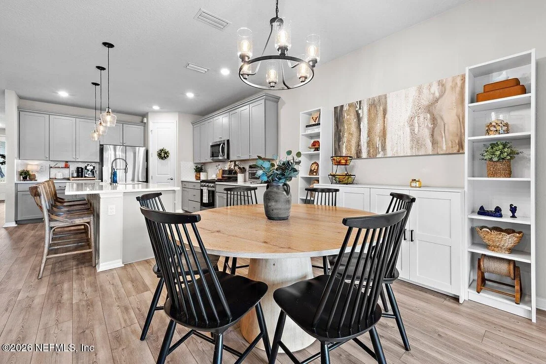 Photo of 174 MYRTLE OAK Court