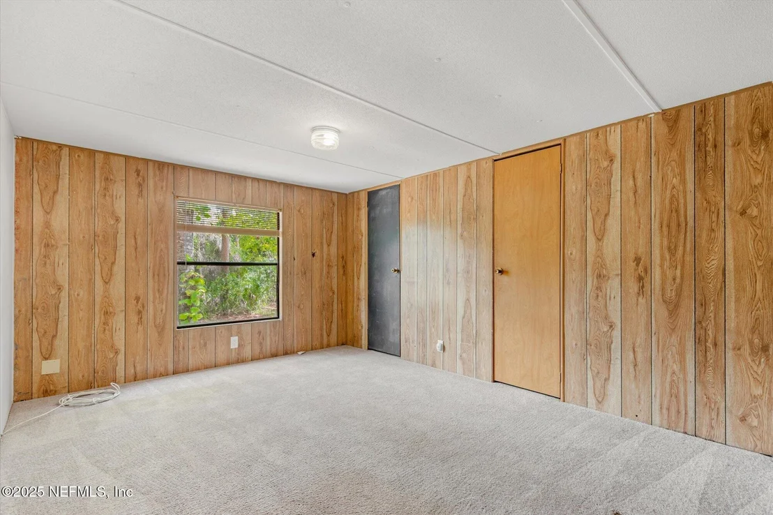 Photo of 133 AUGUSTA Avenue