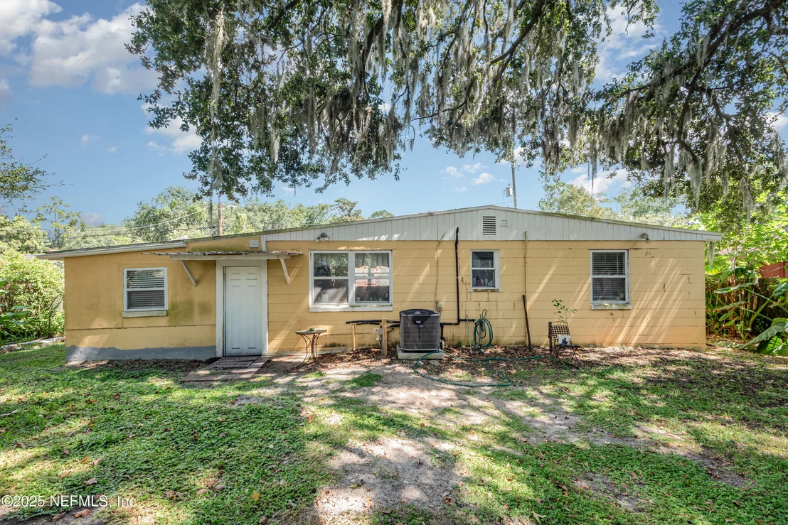 Photo of 4122 SPRINGWOOD Road