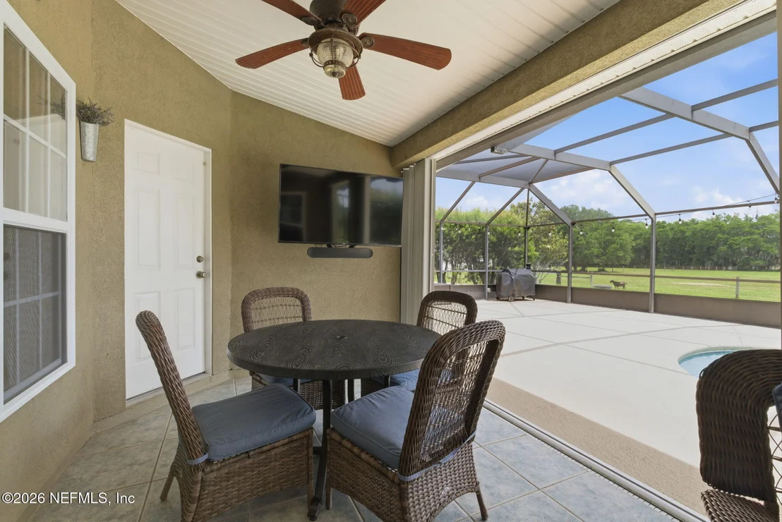 Photo of 8200 MORRISON Road