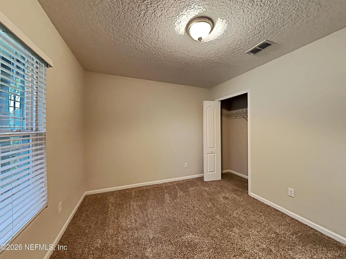 Photo of 13471 DEVAN LEE Drive E