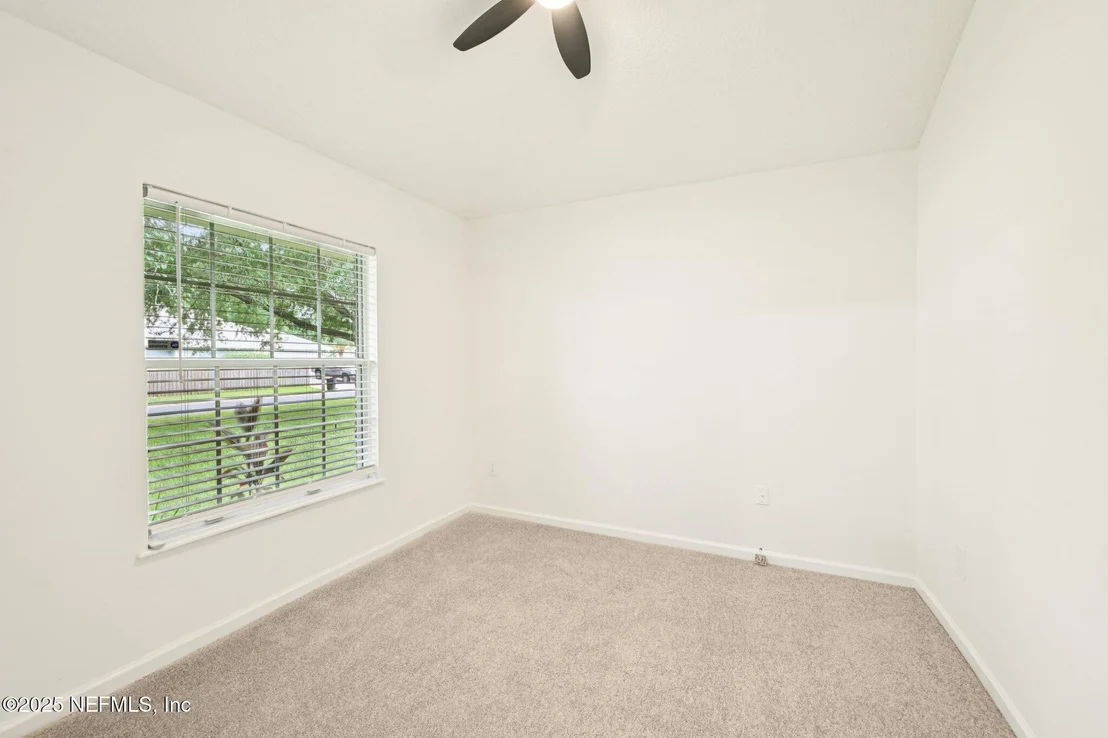 Photo of 8761 REDLEAF Court