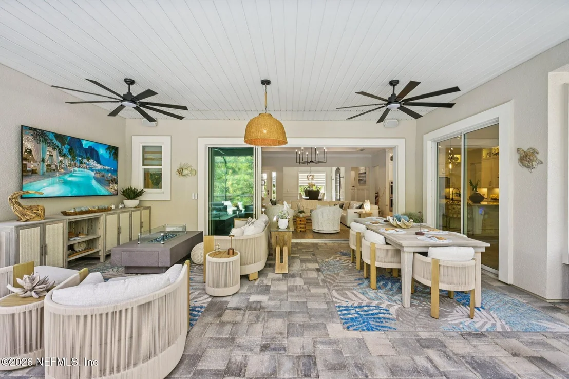 Photo of 32 HIGH OAKS Place