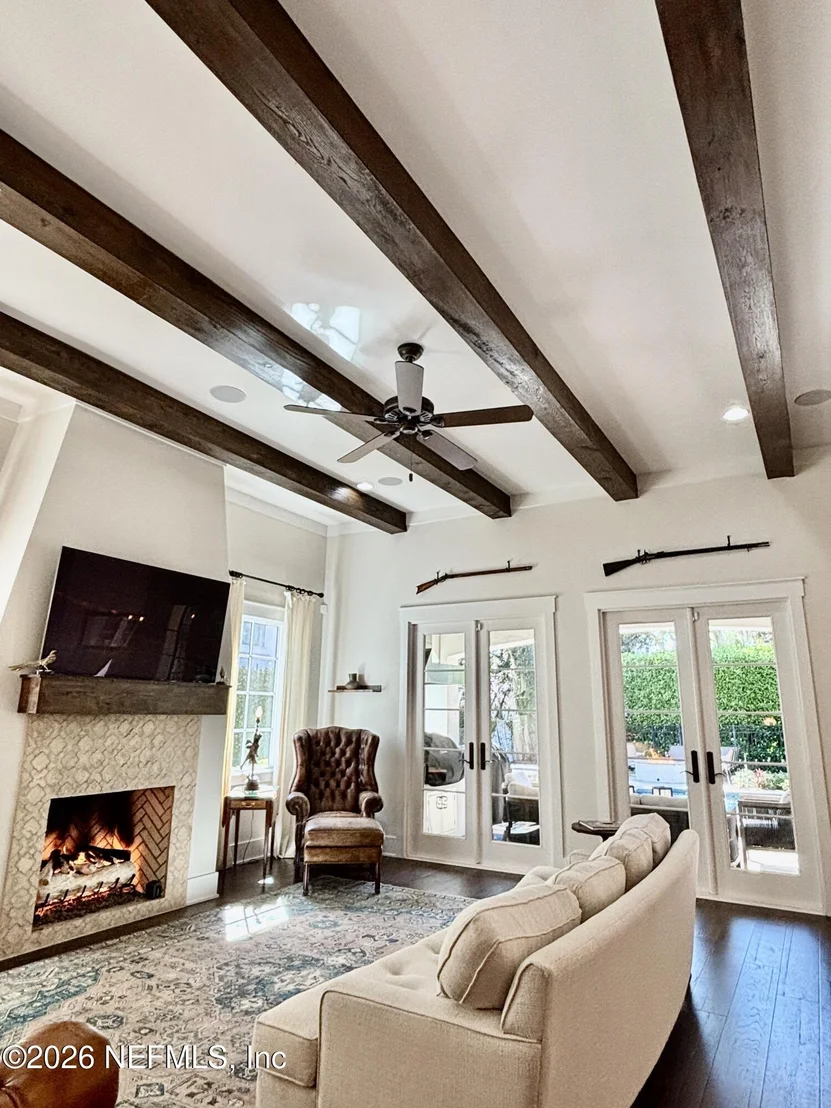 Photo of 109 LAUREL Way