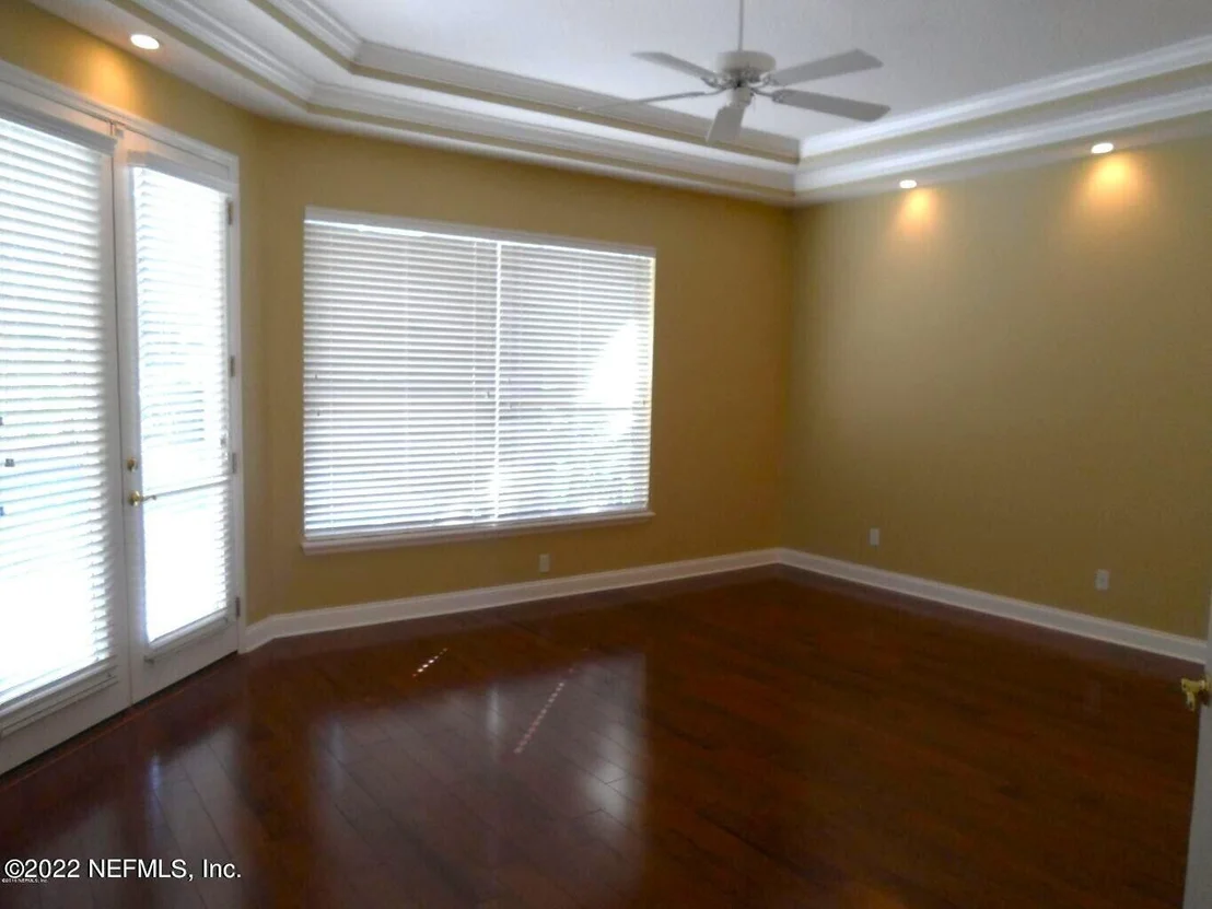Photo of 500 WETHERBY Lane