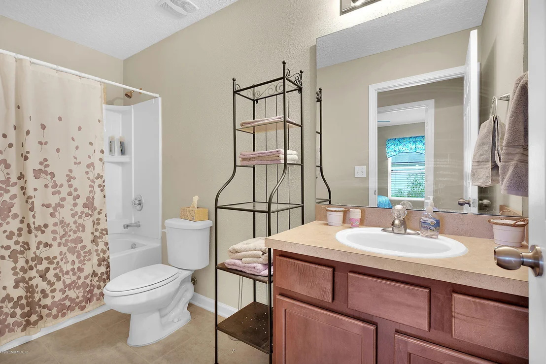 Photo of 96090 OUT CREEK Way