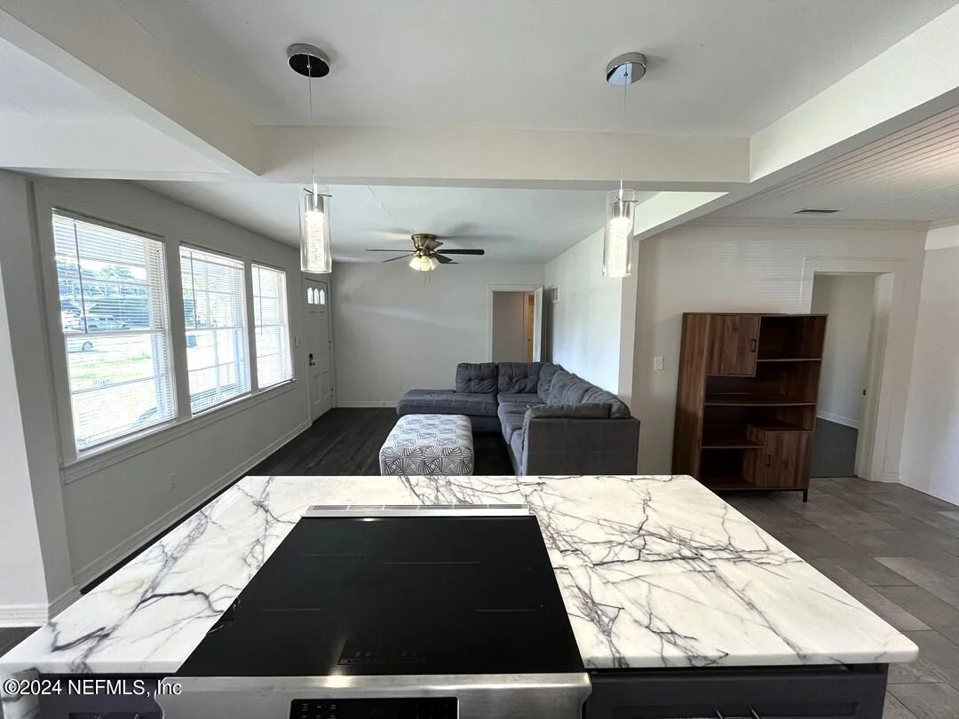 Photo of 2442 SOUTHSIDE Boulevard