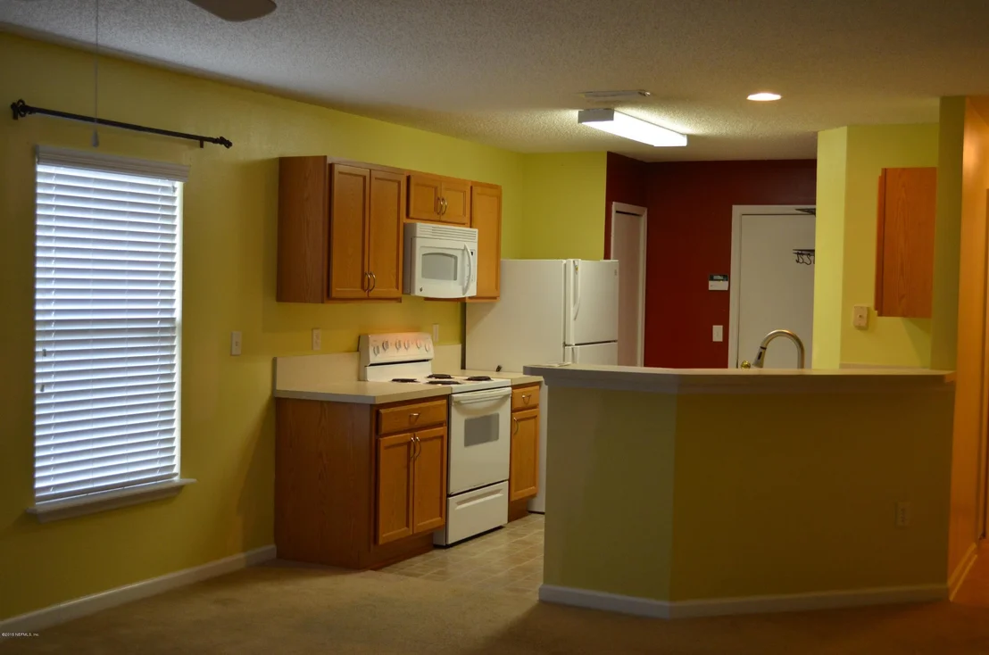 Photo of 836 WYNFIELD Circle