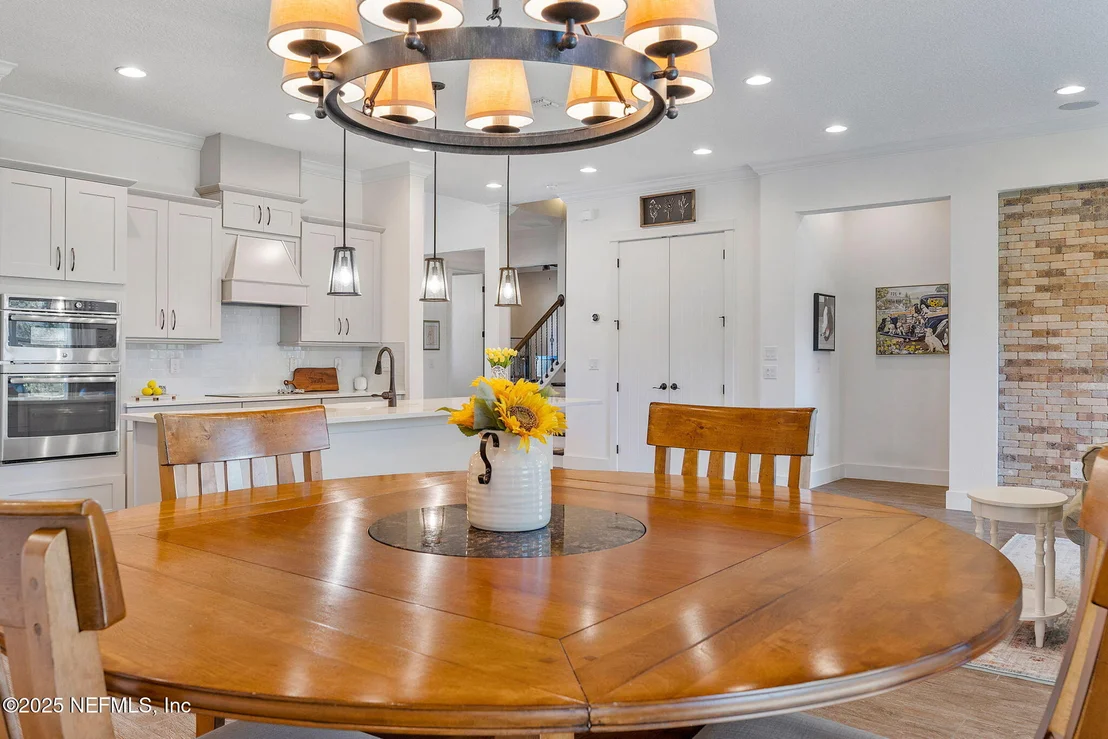 Photo of 8494 MABEL Drive
