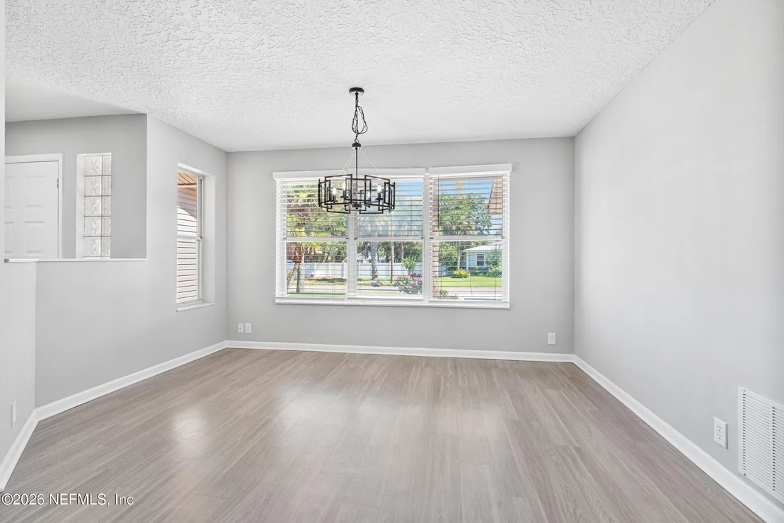 Photo of 7047 RIVERCREST Drive