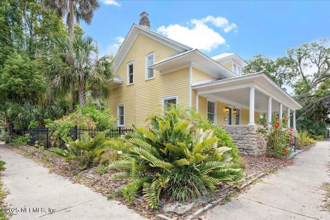 Photo of 223 RAINEY Avenue