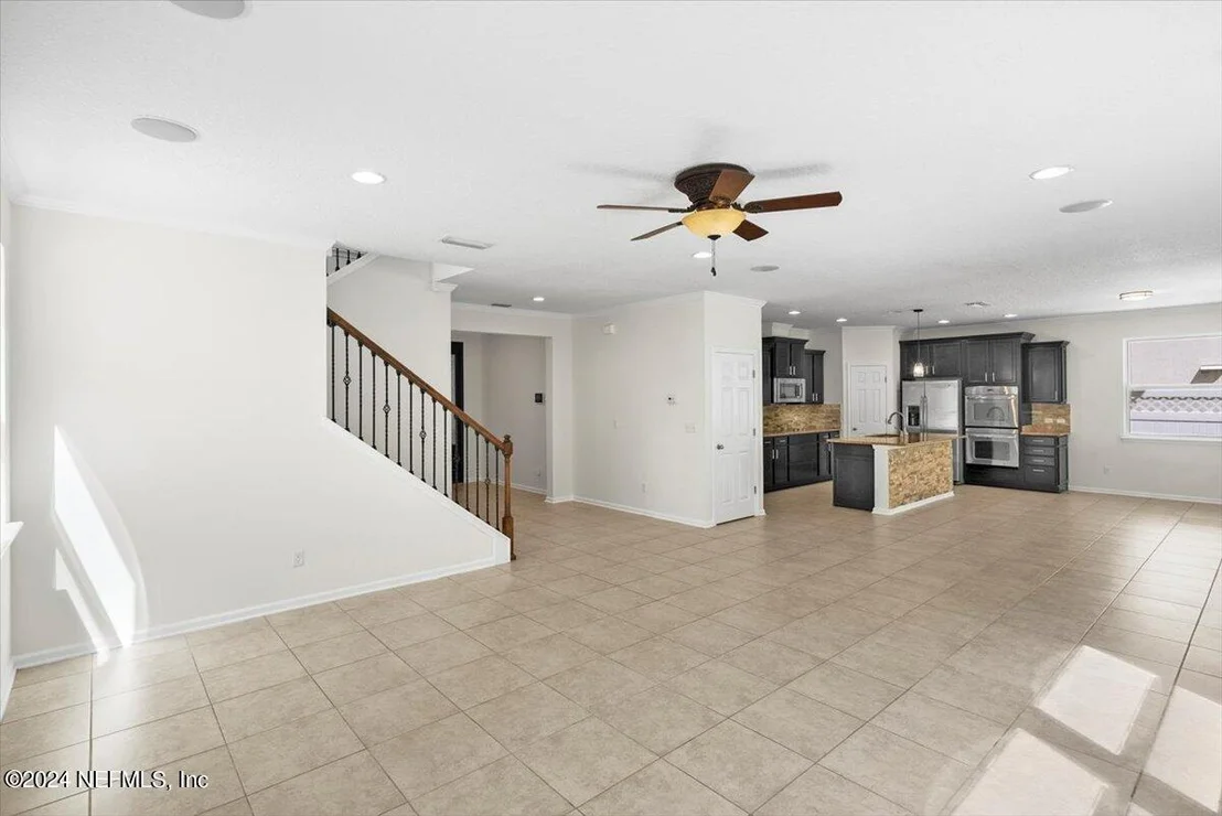 Photo of 472 GLENDALE Lane