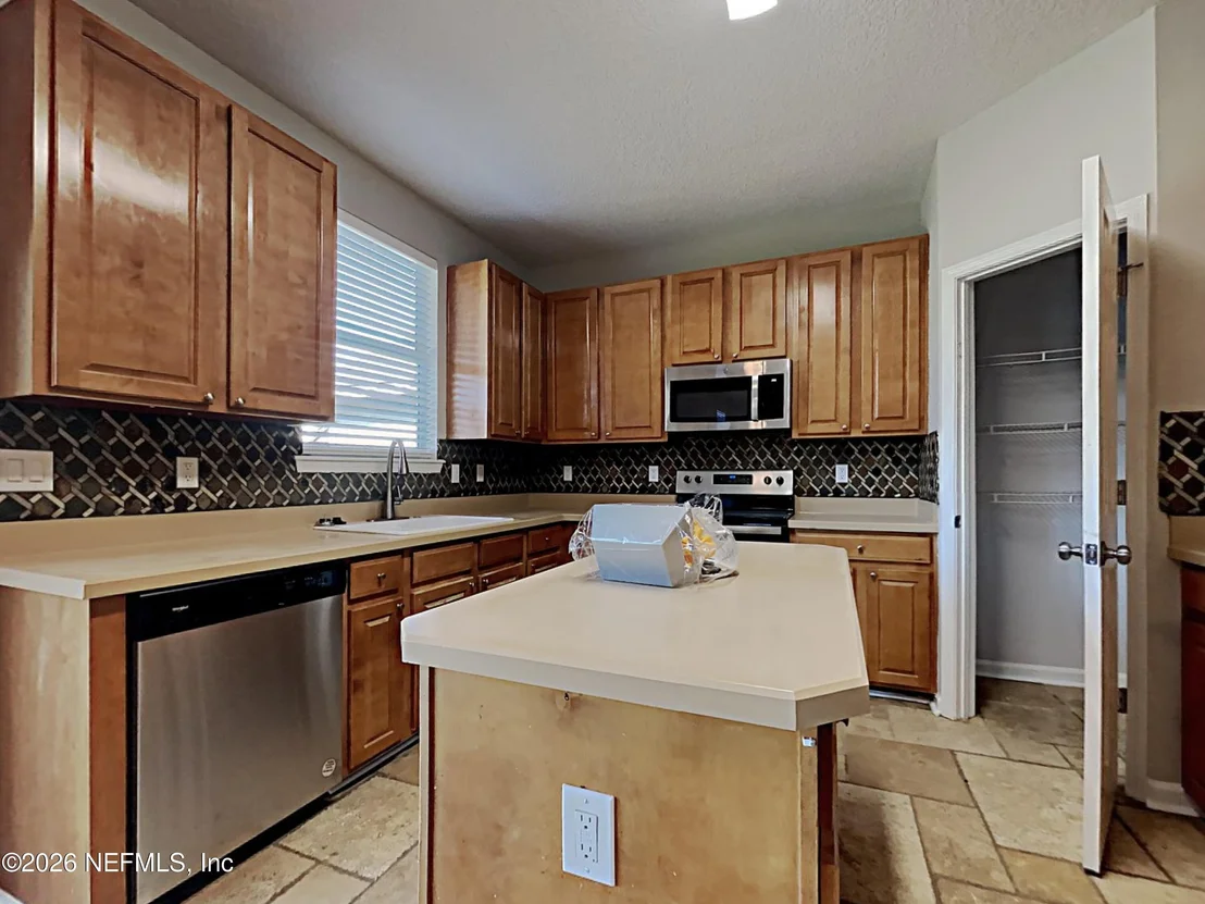 Photo of 3712 BRIAR Lane