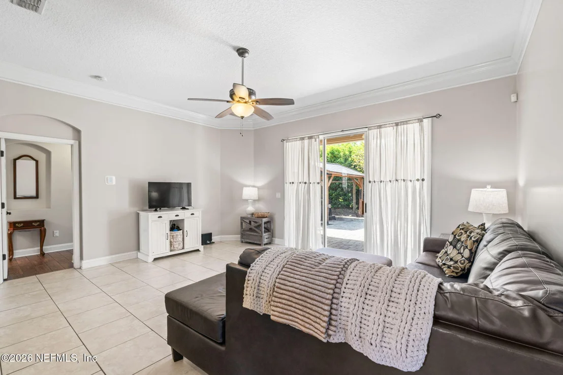Photo of 1121 WESTFIELD Way
