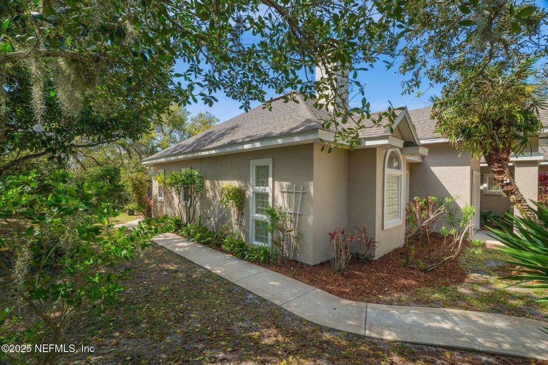 Photo of 105 SPANISH OAKS Lane