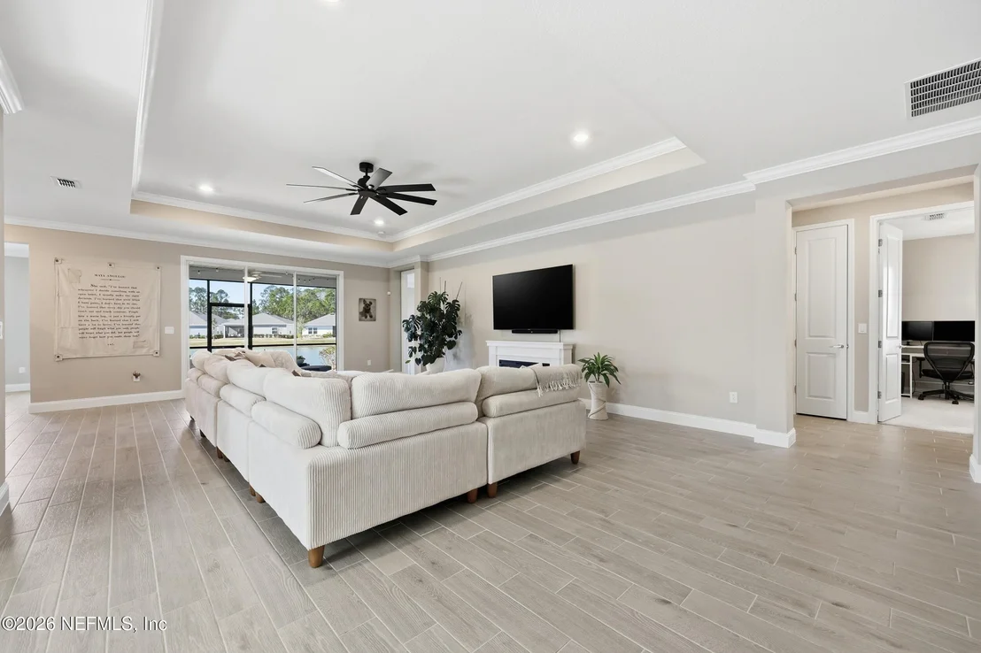 Photo of 75197 PONDSIDE Lane