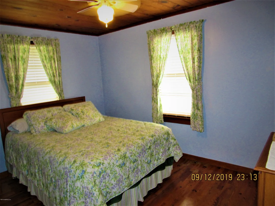 Photo of 263 W RIVER Road
