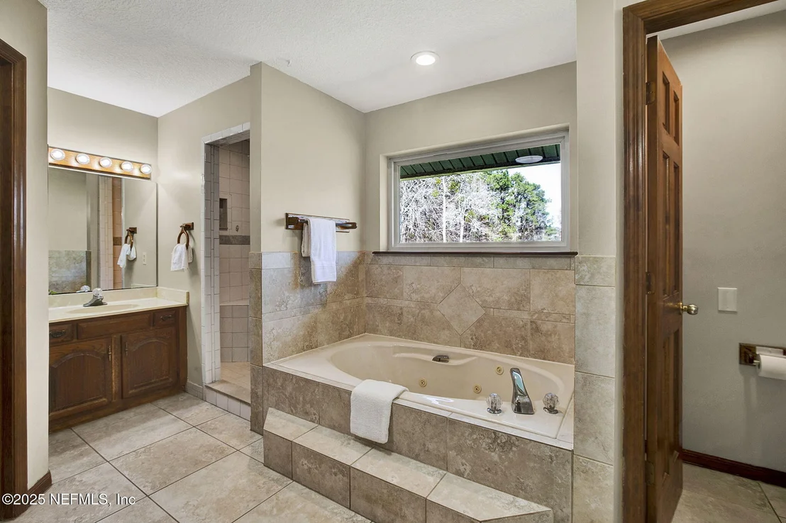 Photo of 2853 PERCY Road