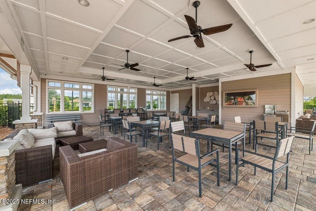 Photo of 1903 AMBERLY Drive