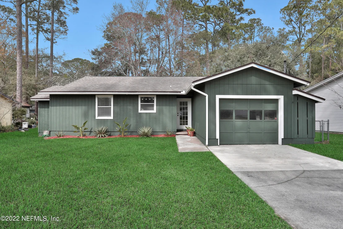 Photo of 4745 SOUTHGATE Drive