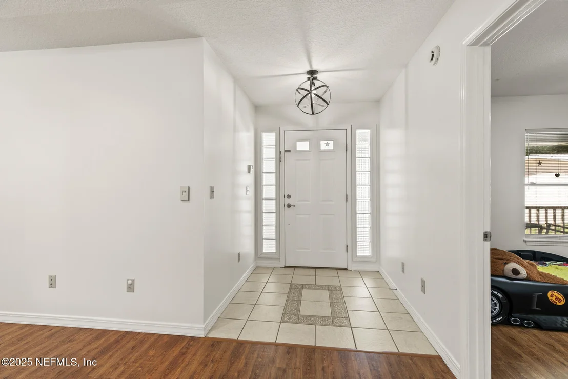 Photo of 120 STOKES LANDING Road