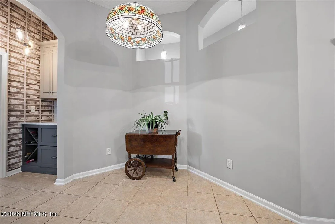 Photo of 1704 WINDOVER Place