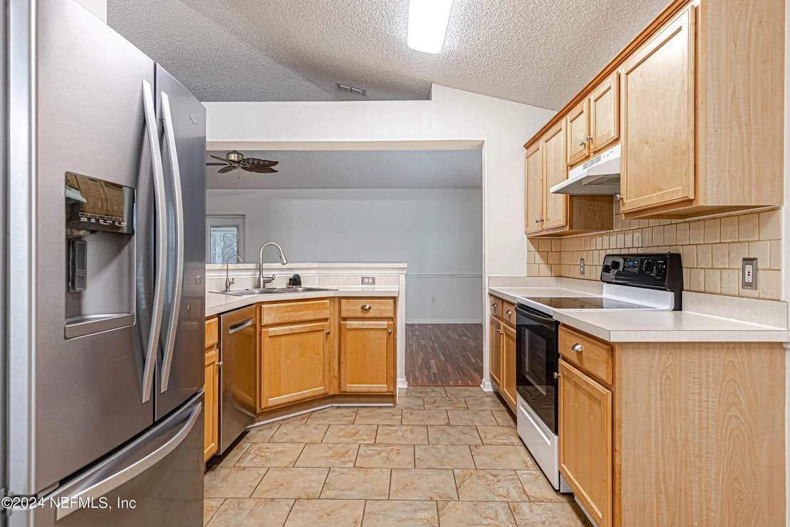 Photo of 3204 CARLOTTA Road