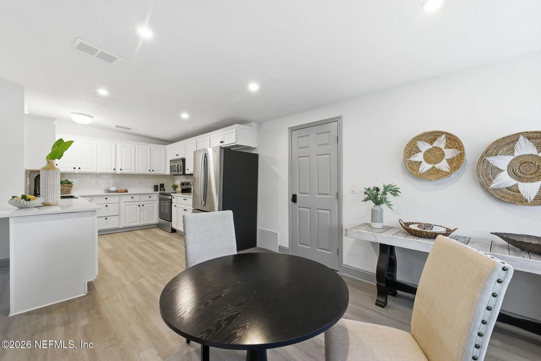 Photo of 202 AZALEA Circle