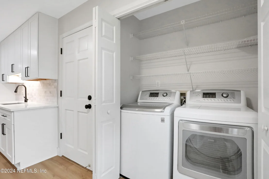 Photo of 4373 APPLE TREE Place