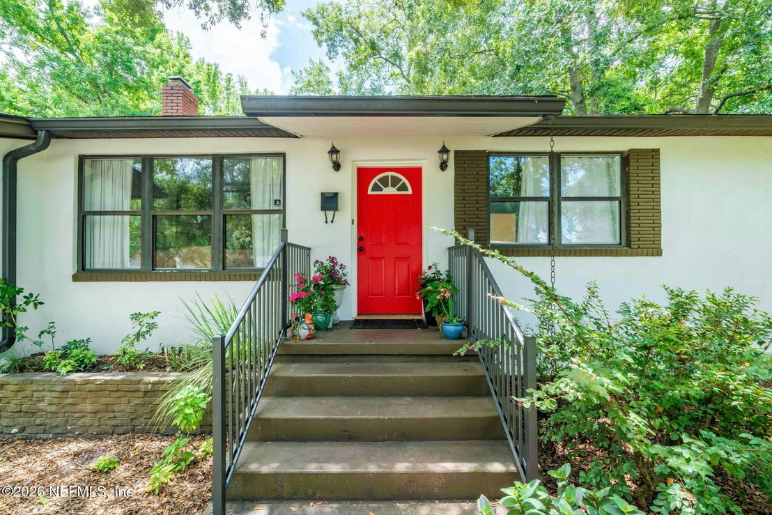 Photo of 1738 CLEMSON Road