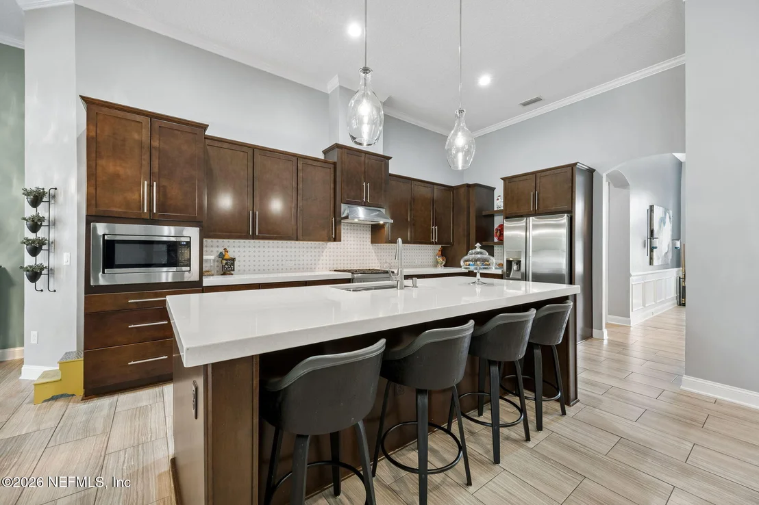 Photo of 35 AUBURNDALE Drive