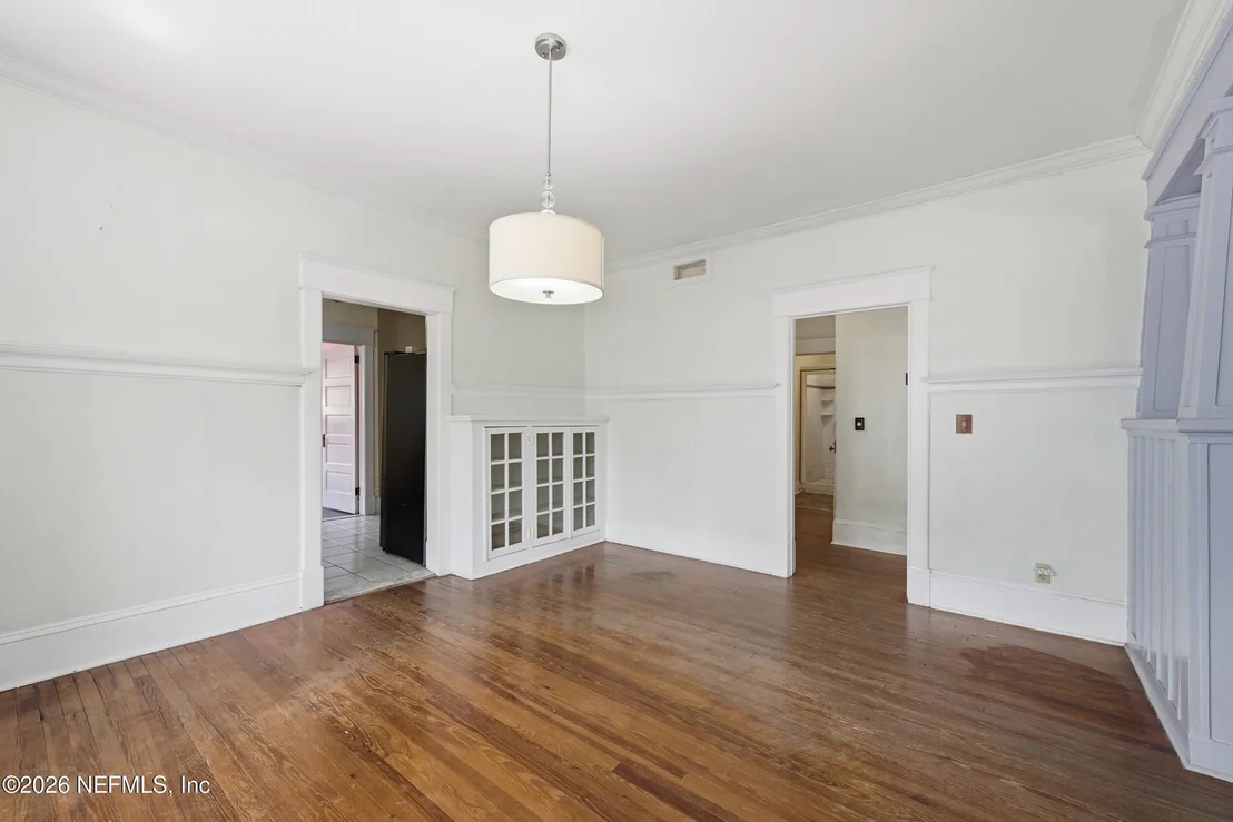 Photo of 3545 COLLEGE Place