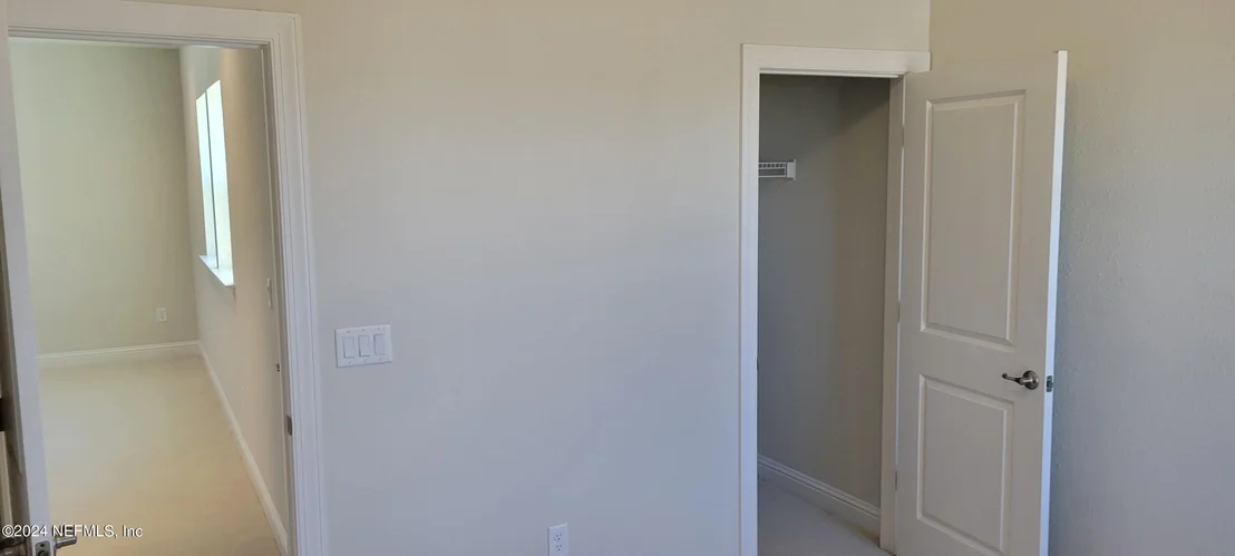 Photo of 451 HILLENDALE Circle