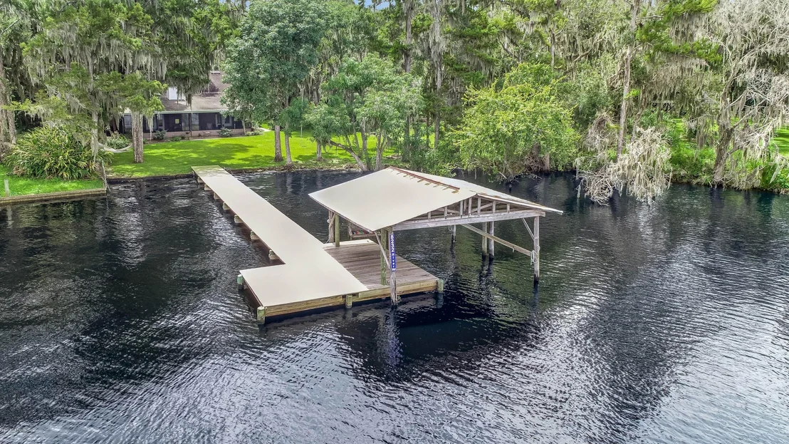 Photo of 8232 RIVER Road