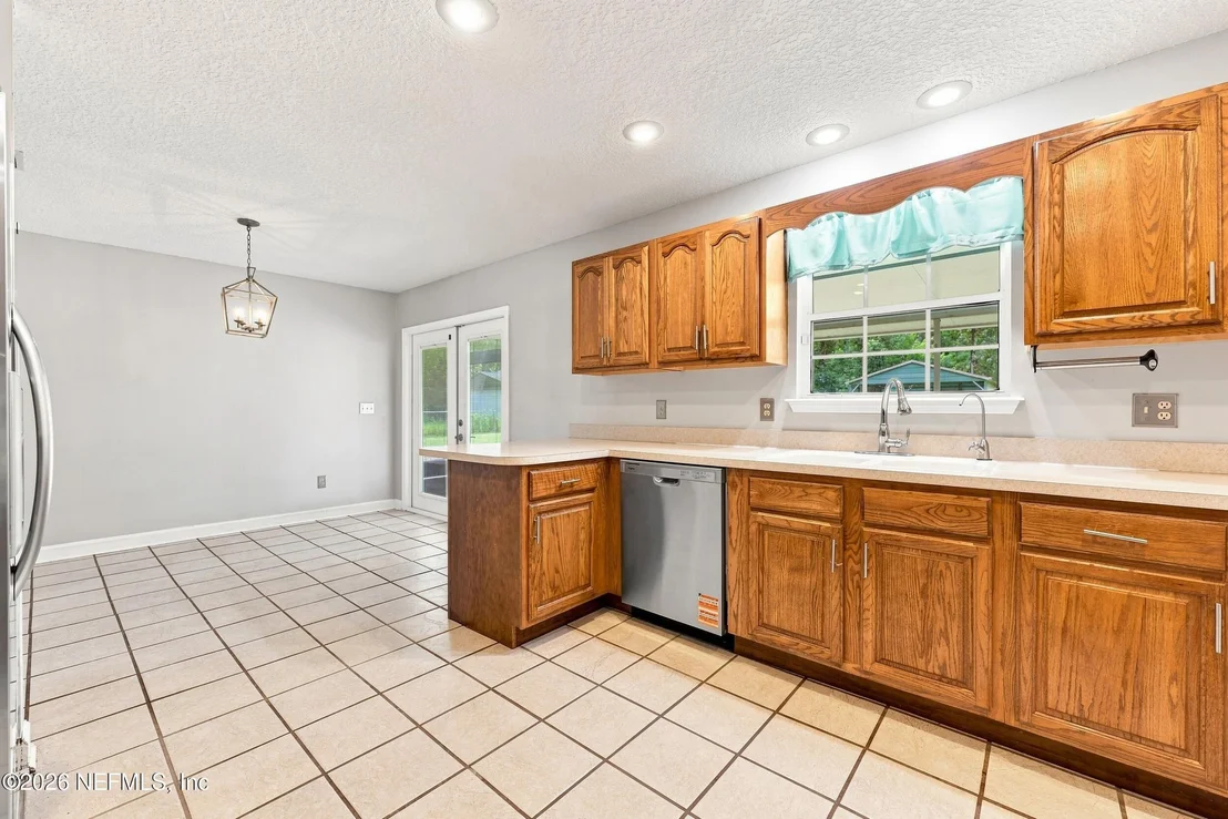 Photo of 710 RENFRO Road